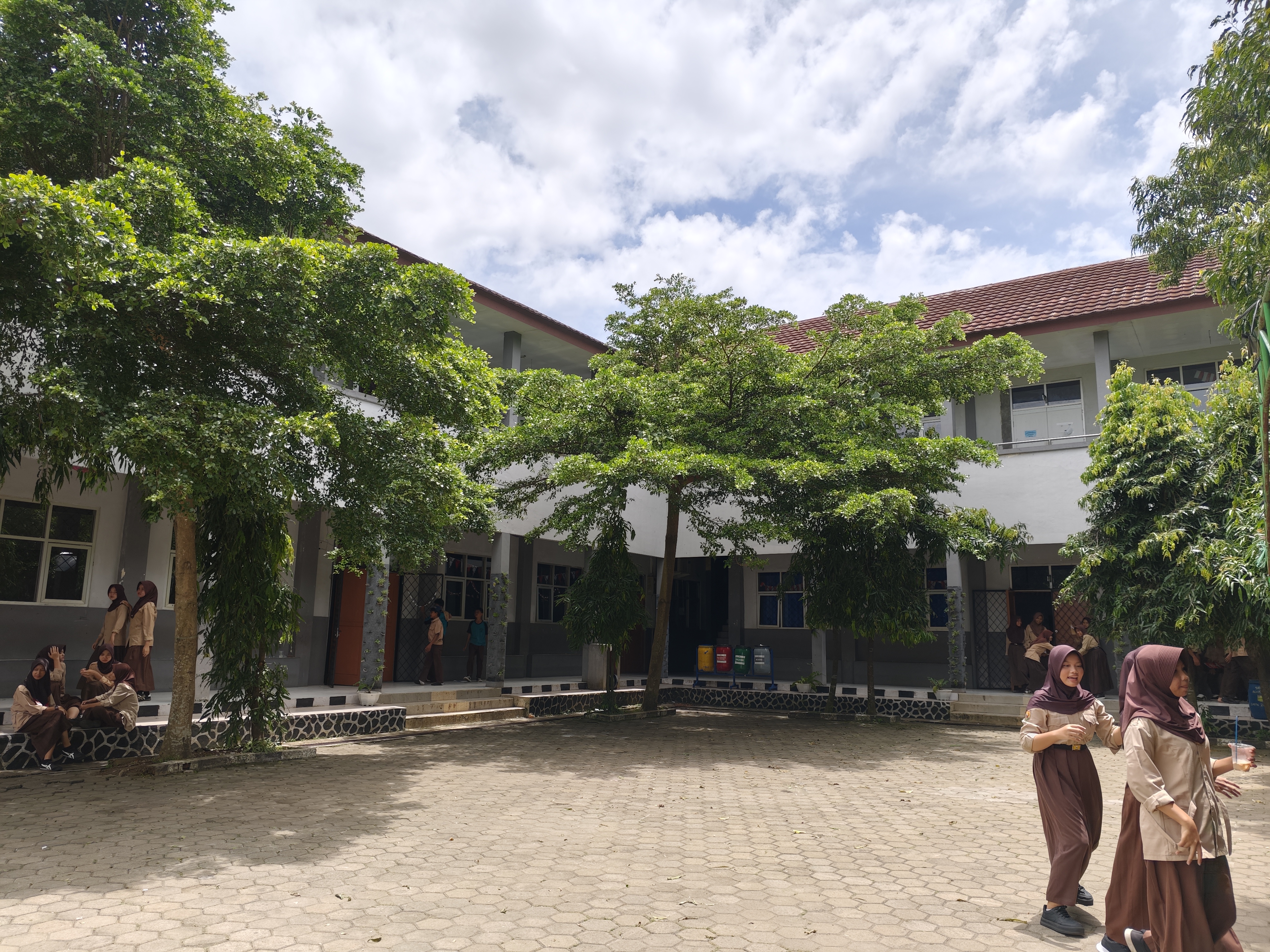 Raih Emas OSN Fisika 2025