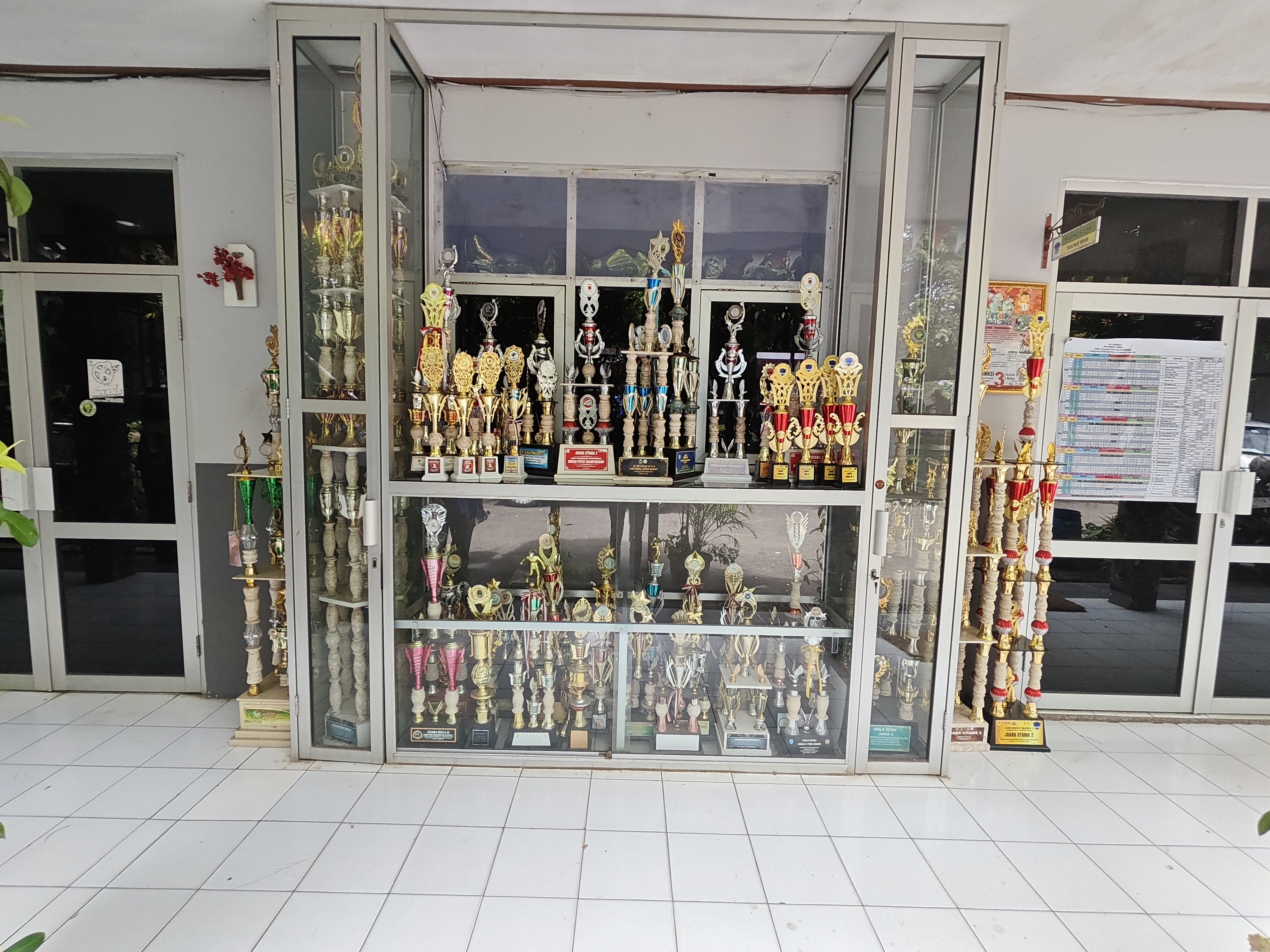 Juara 1 Lomba Karya Tulis Ilmiah